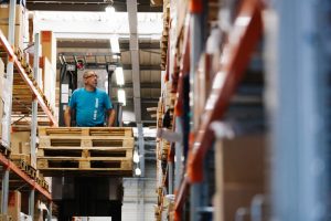 Long Distance Moving and Storage Companies
