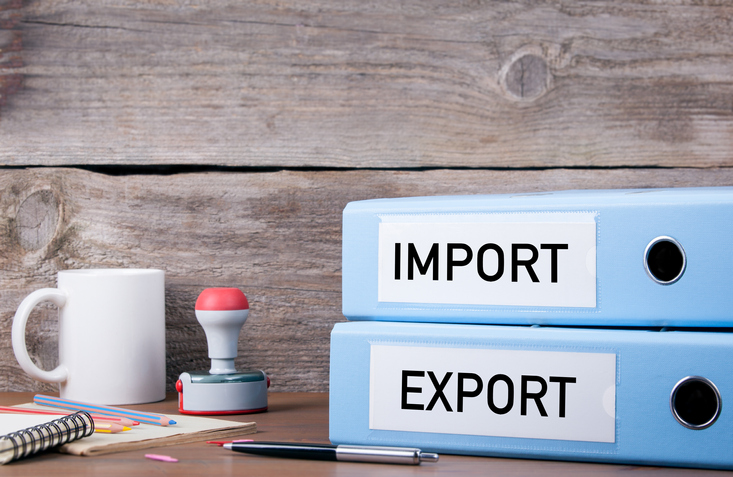 Move furniture from the US to Canada