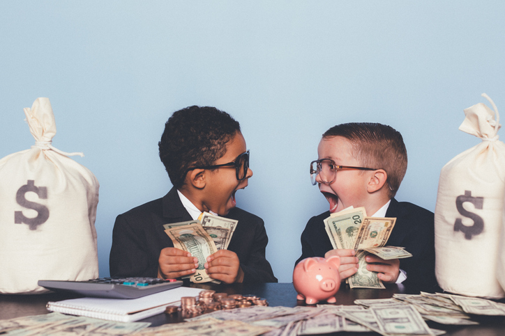 Learn how to save money on your international move
