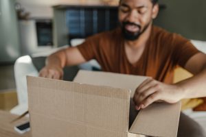 Pack boxes tightly Pack boxes tightly