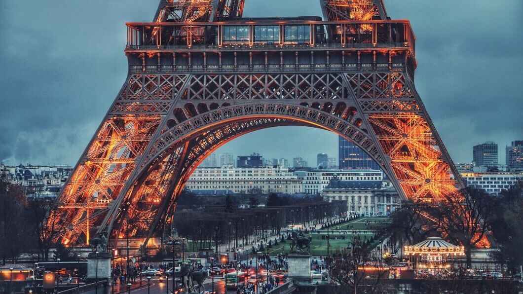 Countries to Work and Live Abroad France